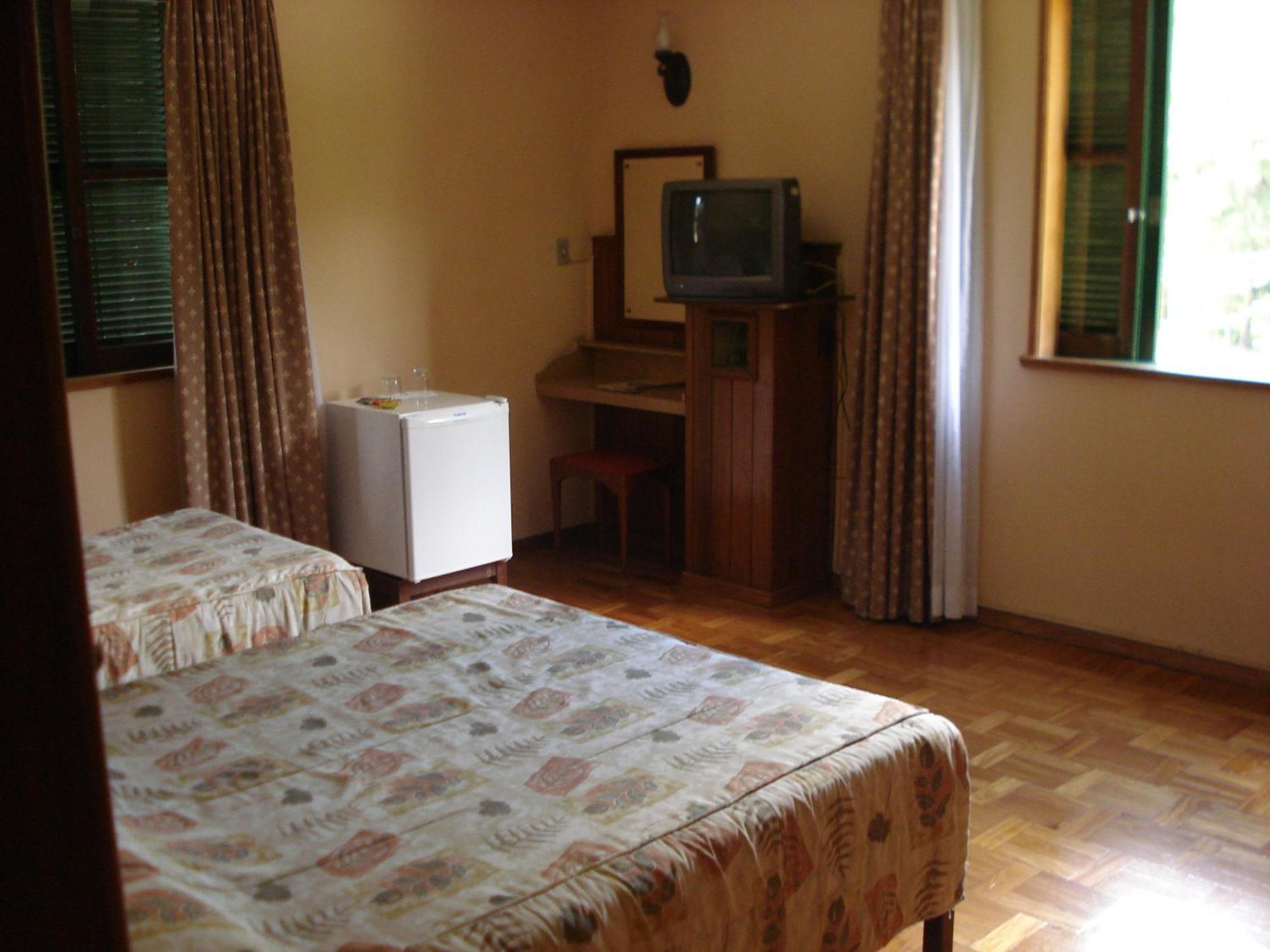 Hotel Bucsky Nova Friburgo Zimmer foto